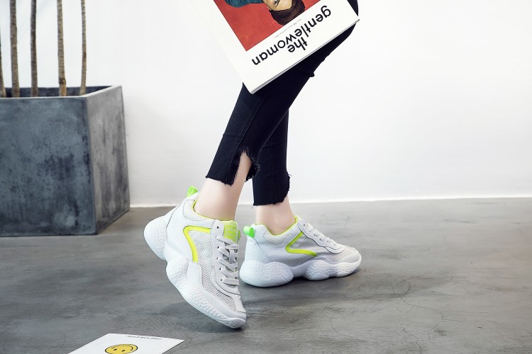 🔥最新跑步鞋引领潮流，瞬间让你爱上运动👟