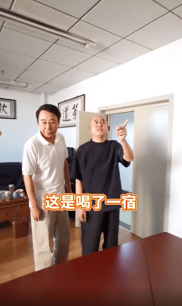 方清平最新段子揭秘，小巷里的美食秘密店