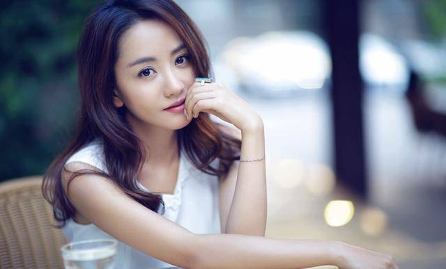 杨蓉最新行程揭秘，快乐时光的温馨日常