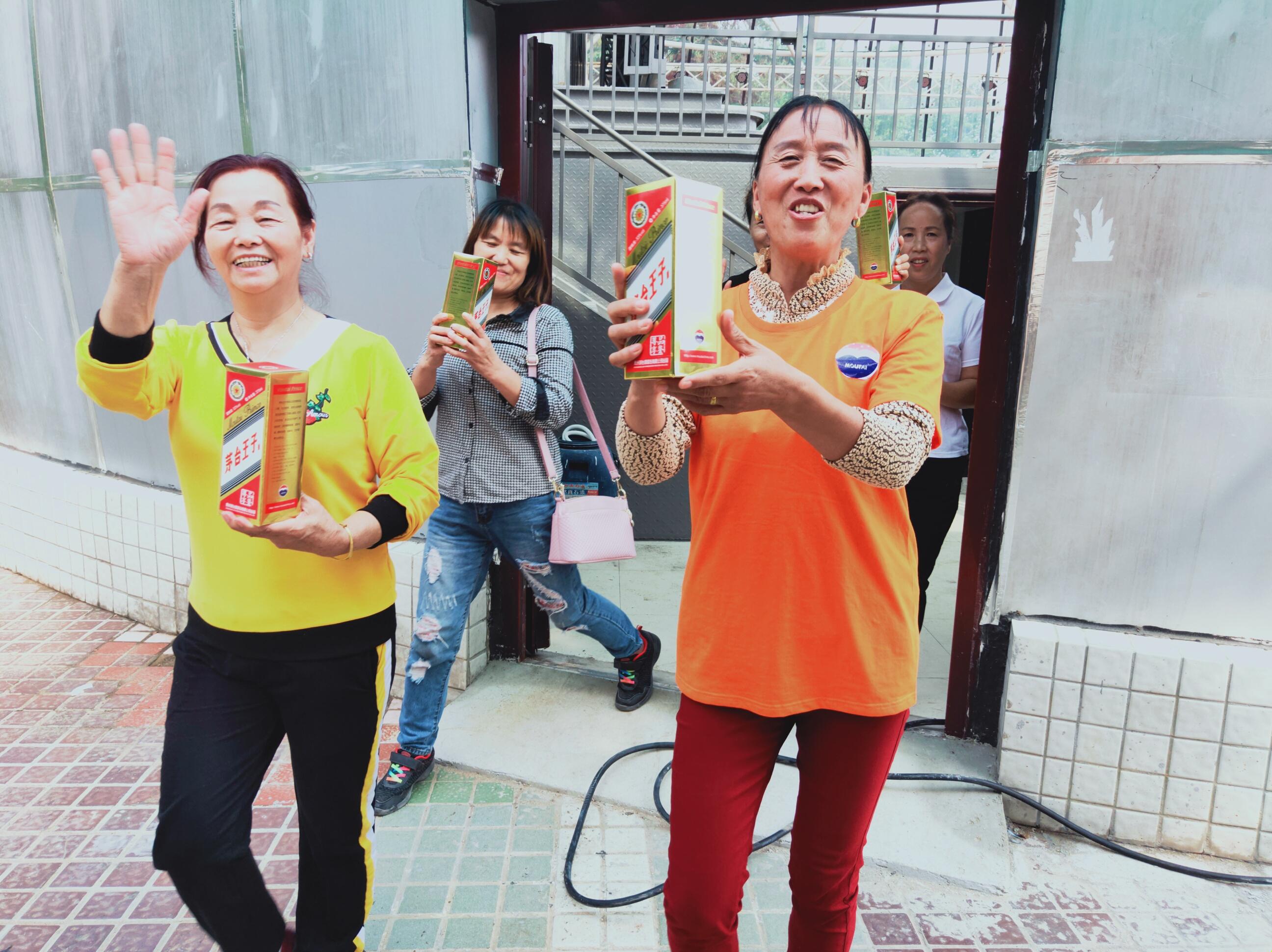 小巷深处的最新女团舞魅力