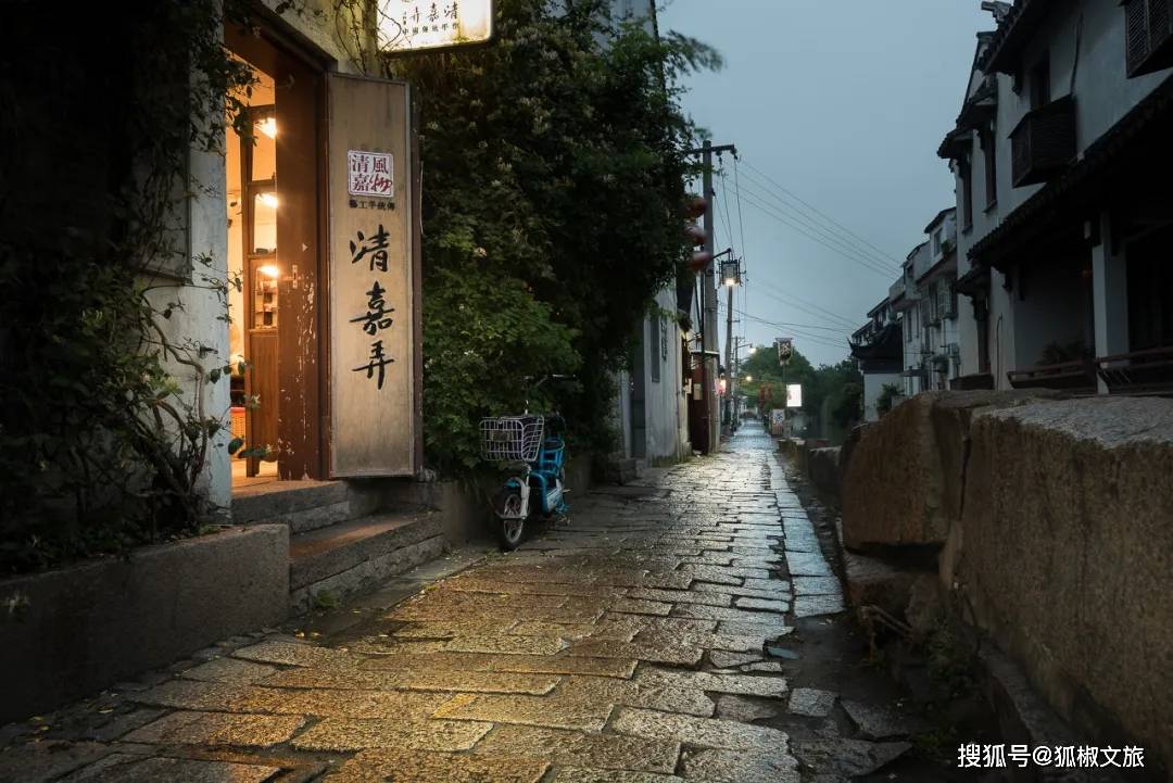 小巷深处的特色小店探秘，历史最新价一览
