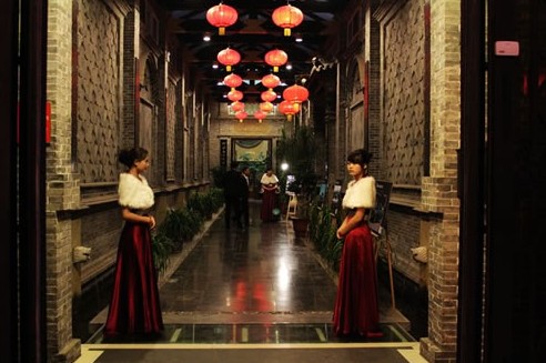 中融金上市，小巷特色小店的非凡魅力探索