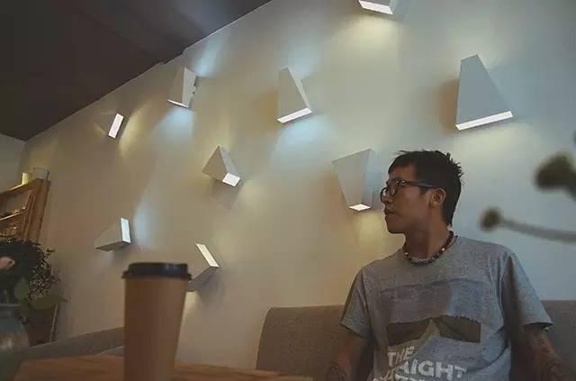陌秀直播新版本下载，探索小巷魅力，遇见隐藏宝藏的直播之旅