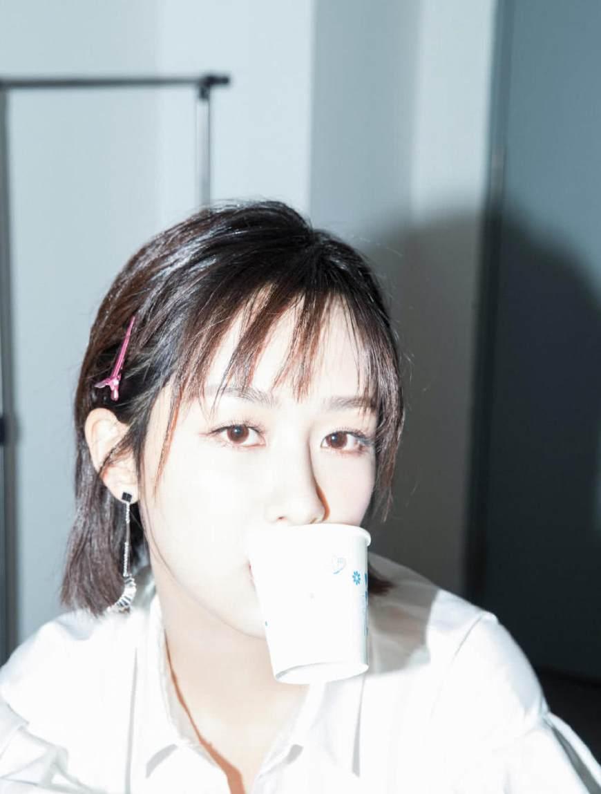 短发动漫角色的魅力，深度剖析与观点阐述