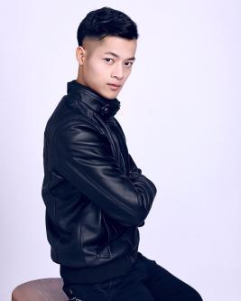 演员陈龙简介，中国影视界的璀璨之星闪耀风采