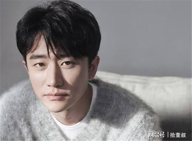 李亦菲演员的日常，爱与陪伴的温馨时光