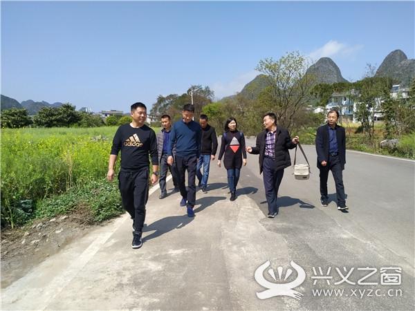 丰都新闻热点，打人事件揭秘与小巷特色小店背后的故事