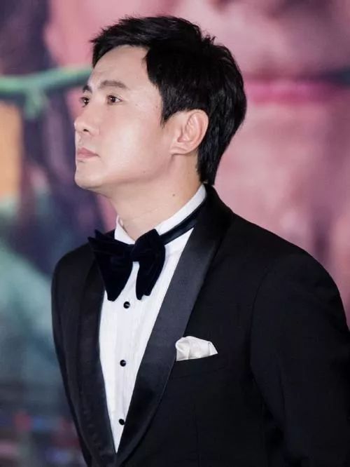 男演员王雷，演艺之路的闪耀之星