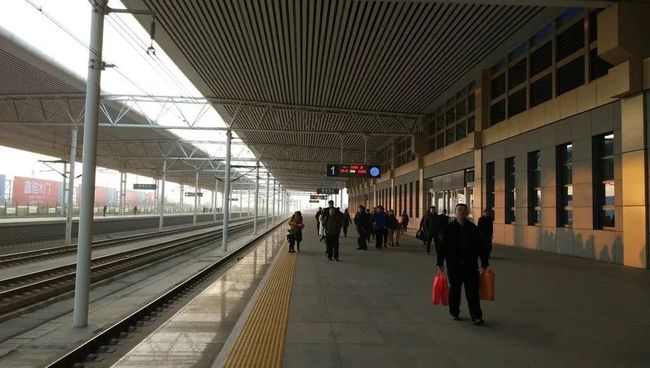 曲阜东站扩建最新动态，探秘周边小巷的特色小店