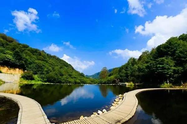 黑龙滩最新开发进展与小巷深处的独特风情揭秘